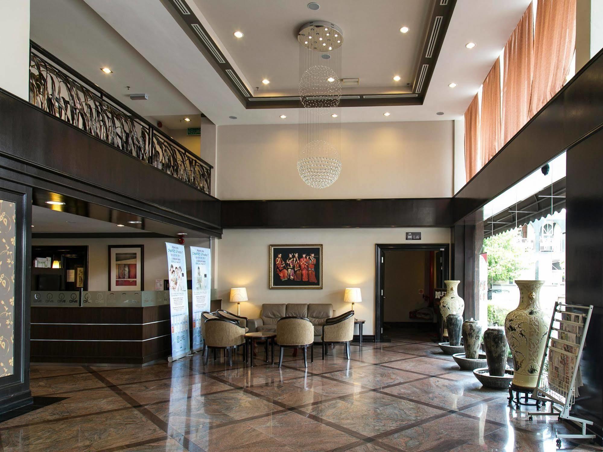 Hotel Mimosa Malacca Esterno foto